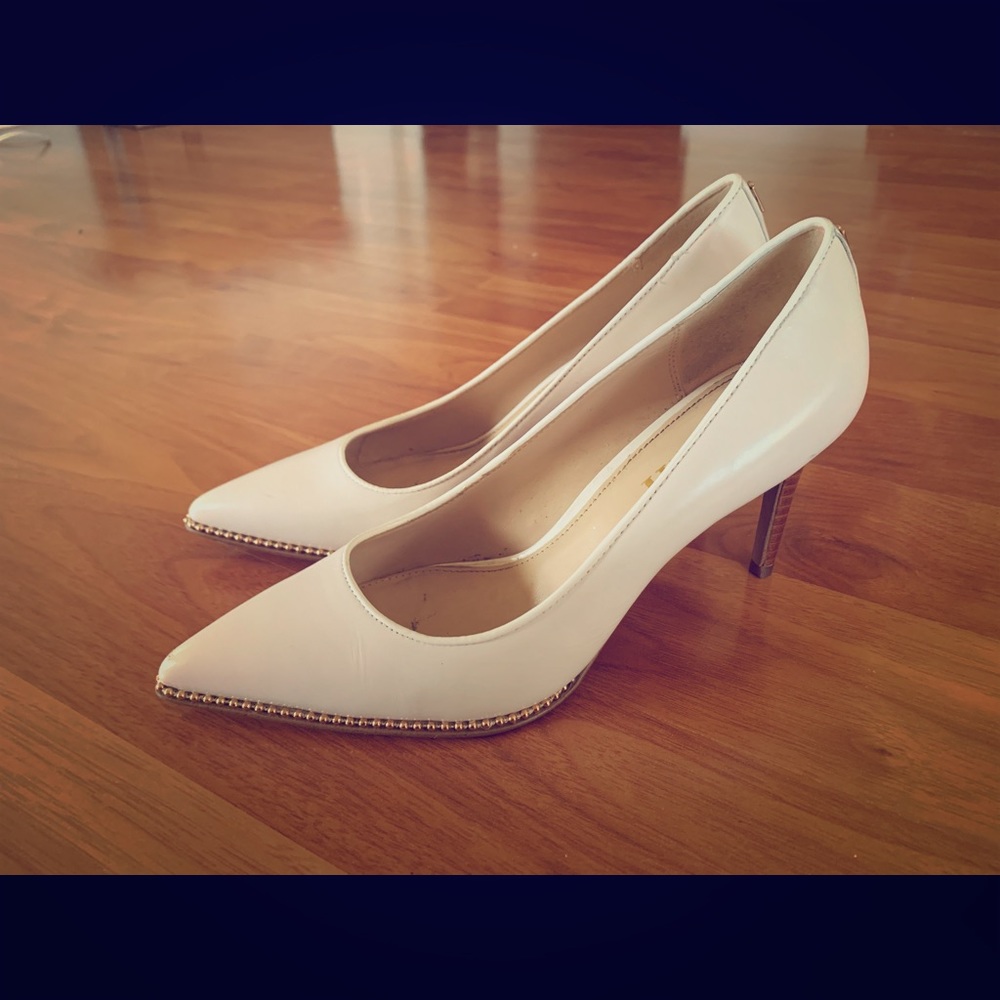 Coach Gold Beaded Light Pink Stilettos Size 7.5